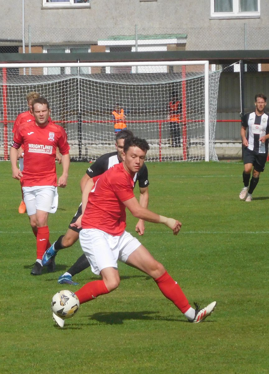 A fourth straight win for <a href="/hawshob/">Hill of Beath Hawthorn FC</a>, 3-1 v <a href="/DunbarUtd/">Dunbar United FC</a> on Saturday.  Despite the gale-force wind both teams deserve credit for producing some good football and excellent goals.  <a href="/EastScotlandFA/">East of Scotland Football League</a> Premier Division looks like being a great contest this season.