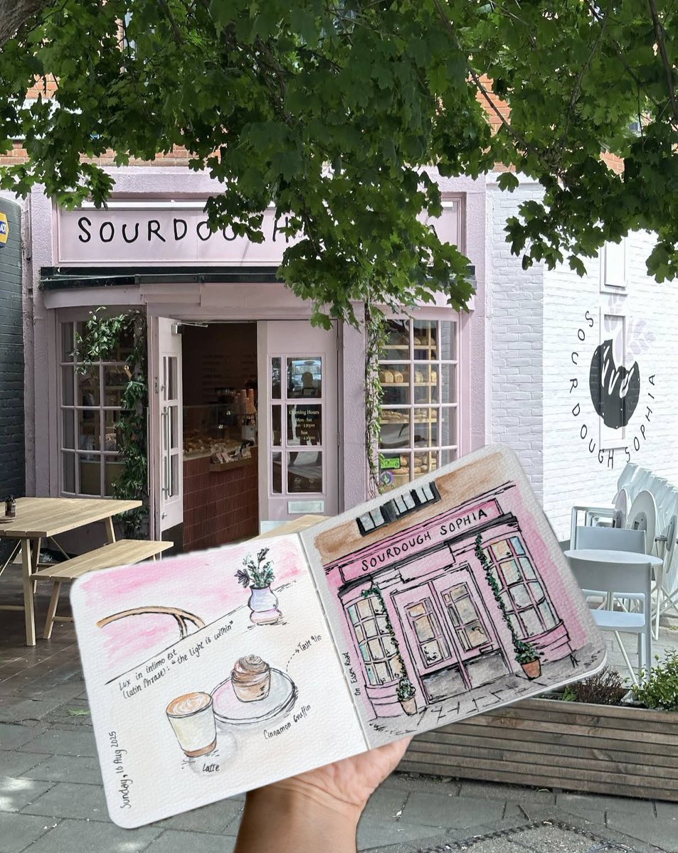 coder_jedi's tweet image. Exploring London one sketch at a time 👩‍🎨