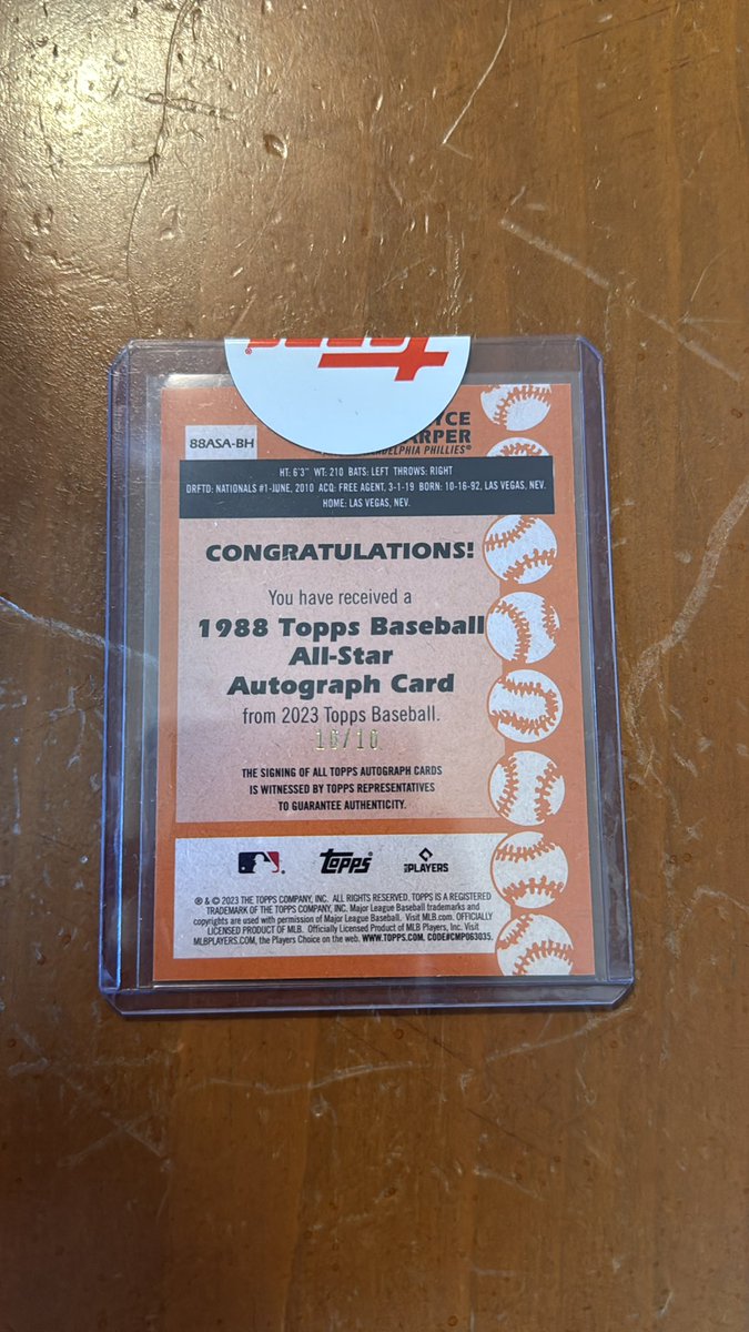 Hef12JBH2's tweet photo. @MattStrahm @Topps @TheCardLifeTV Hey Matt, I have one of his 2023 Topps Series Two 1988 All-Star auto’s, numbered out of 10. https://t.co/Wc8HT6NvUL