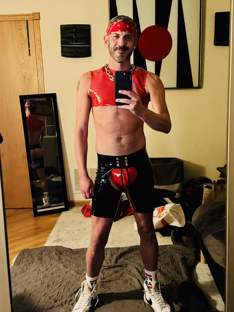 Greasy20 tweet media