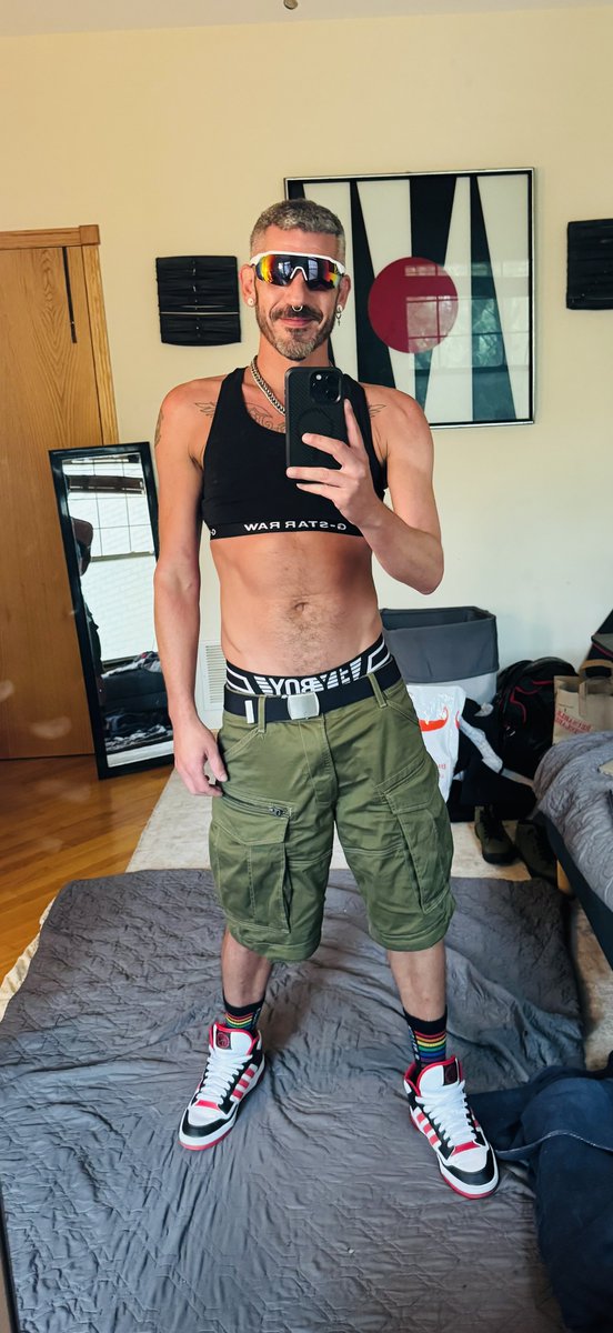 Greasy20 tweet media