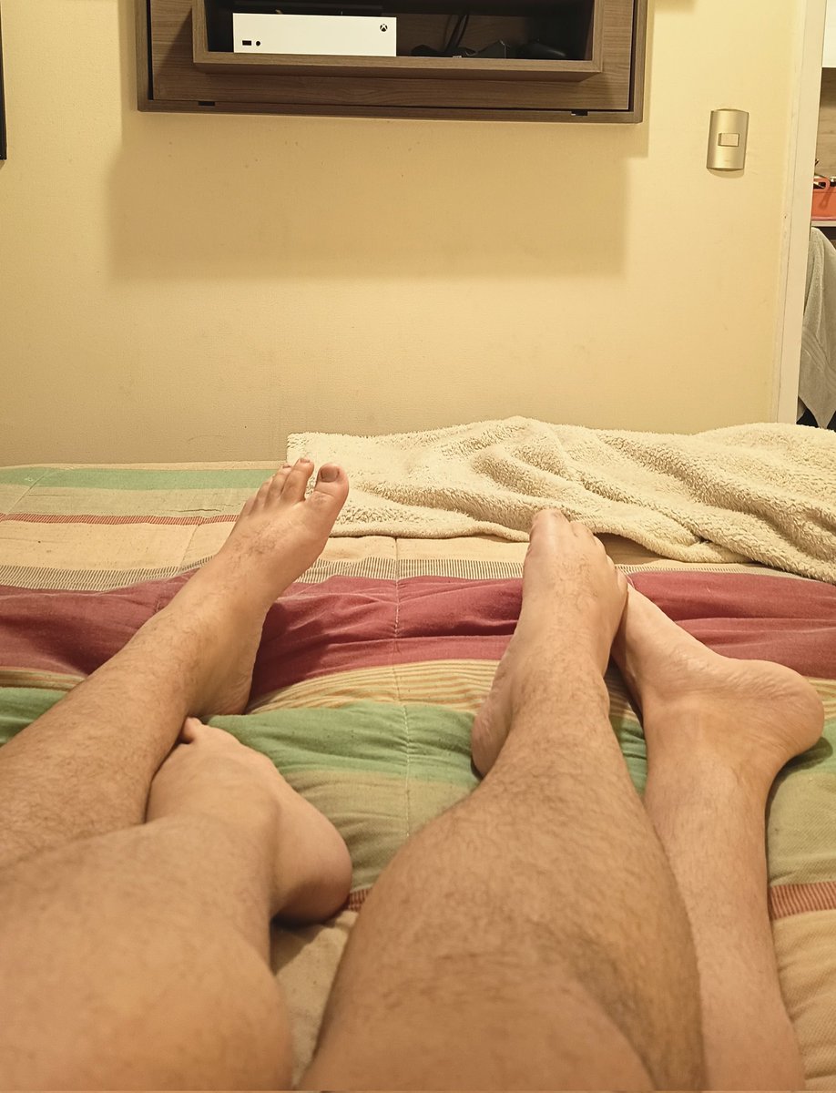 bearlovercl's tweet photo. Descansando juntos / Relaxing together
#GayBears #BearCouple #BearLovers #BearPaws #FeetLovers #GayFeet #CoupleGoals #GayBearsChile #BearCommunity #PiesGay #gaybear https://t.co/nL97EJlN7j