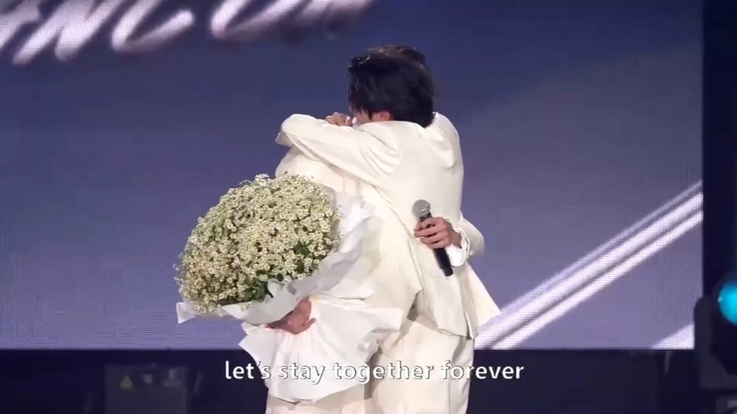 letsgoskynani's tweet photo. so,2 days of fancon and so many emotions, laughter,crying,screaming, and of course, you two❤️💙
you two that everyday, no matter what, makes me smile and feel safe, you two that everyday, no matter what, makes me proud of being a westie❤️‍🩹

WILLIAMEST MAGNETIC
#WilliamEstFanconD2 https://t.co/qhS5URUkY0