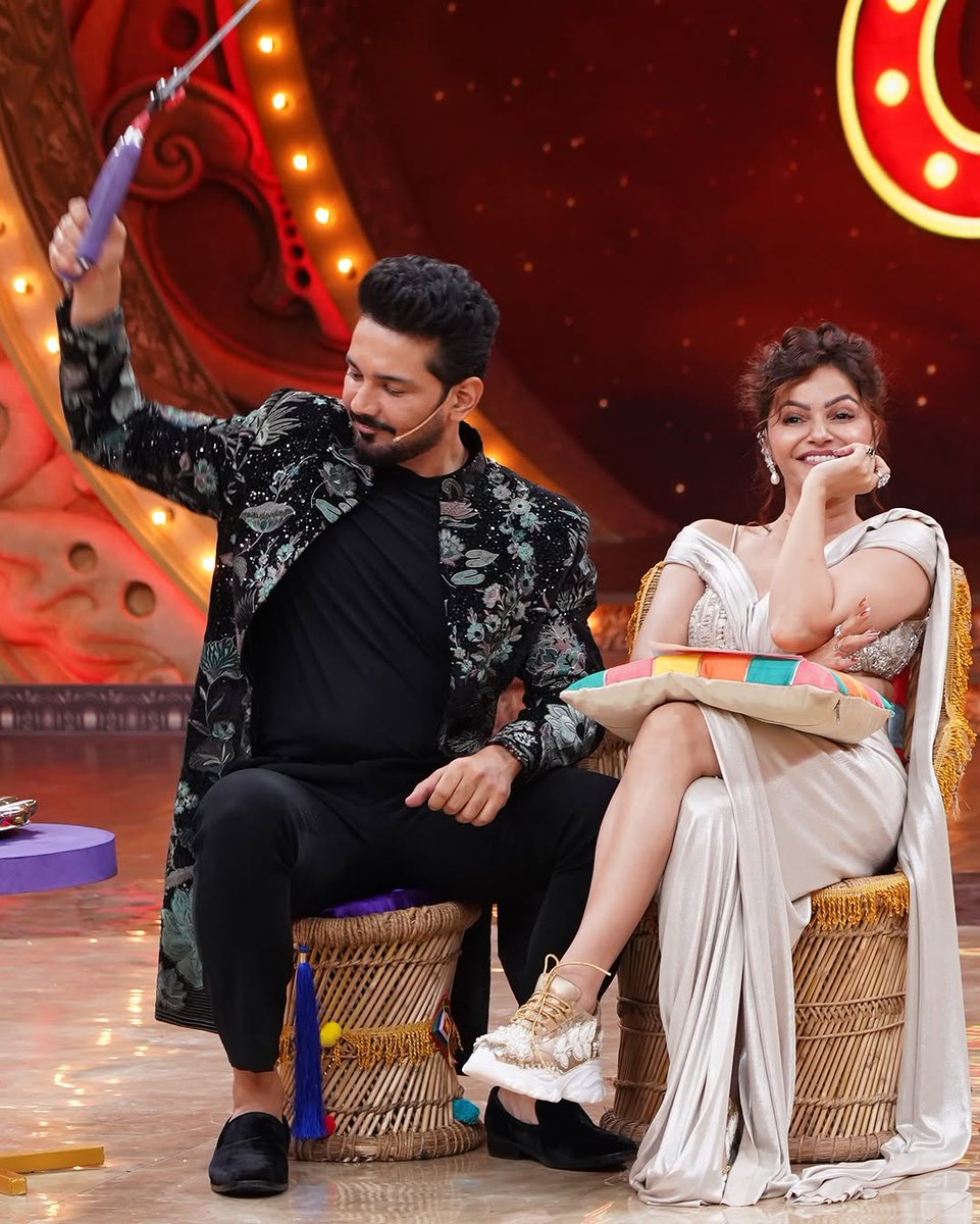 The reason I believe in love❤️
#RubinaDilaik #patipatniaurpanga #rubinav #abhinavshukla  #RubiHolics