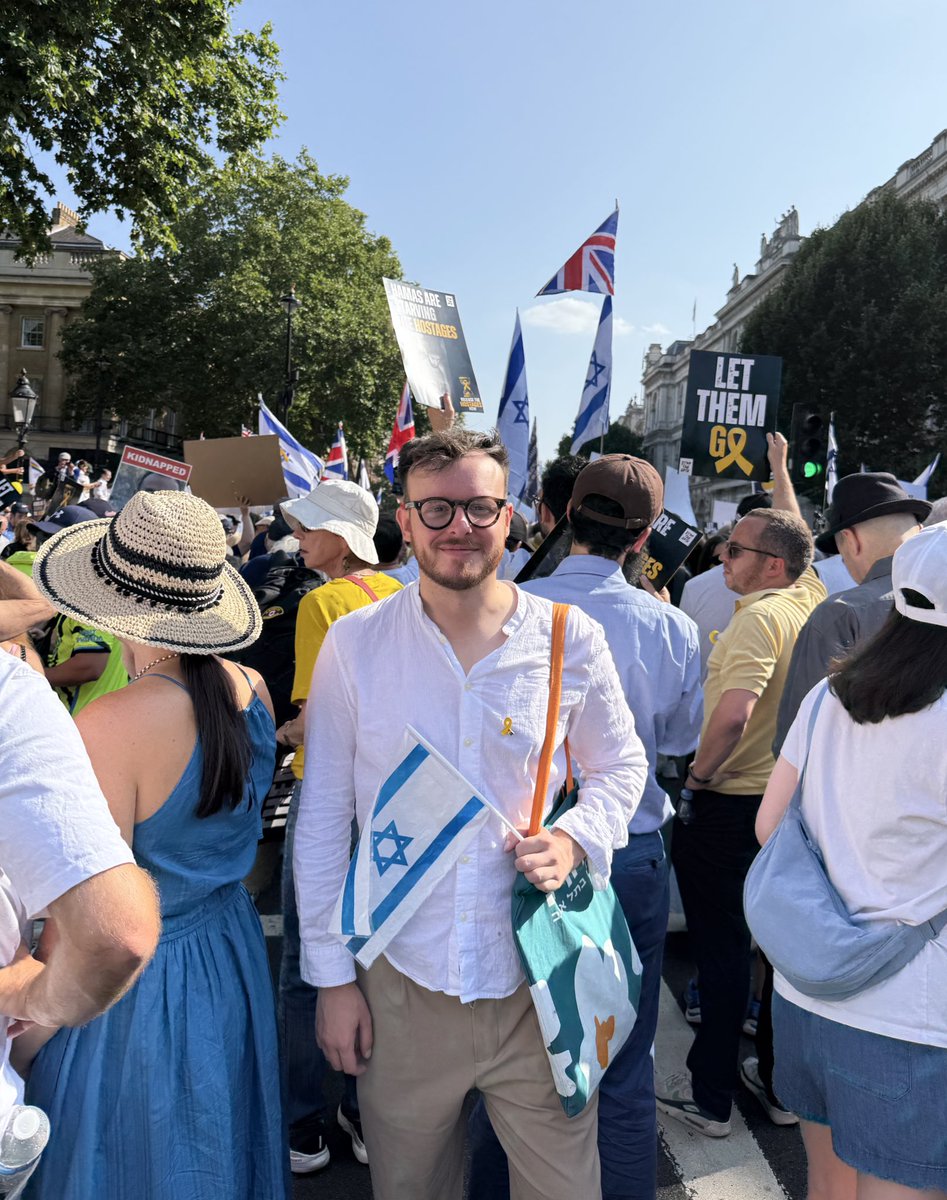 Benjamin Butterworth (@benjaminbutter) on Twitter photo Proud to walk on Downing Street with thousands of others calling for the hostages kidnapped by Hamas to be freed 🎗️ #BringThemHome Proud to walk on Downing Street with thousands of others calling for the hostages kidnapped by Hamas to be freed 🎗️ #BringThemHome