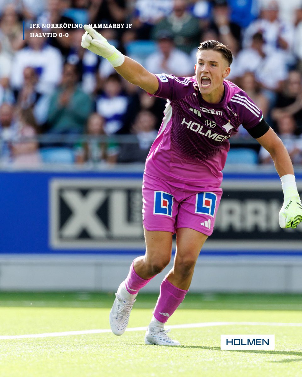 Första halvlek är över - inga mål så här långt. 

IFK-HIF | 0-0 ⚪️🔵#ifknorrköping