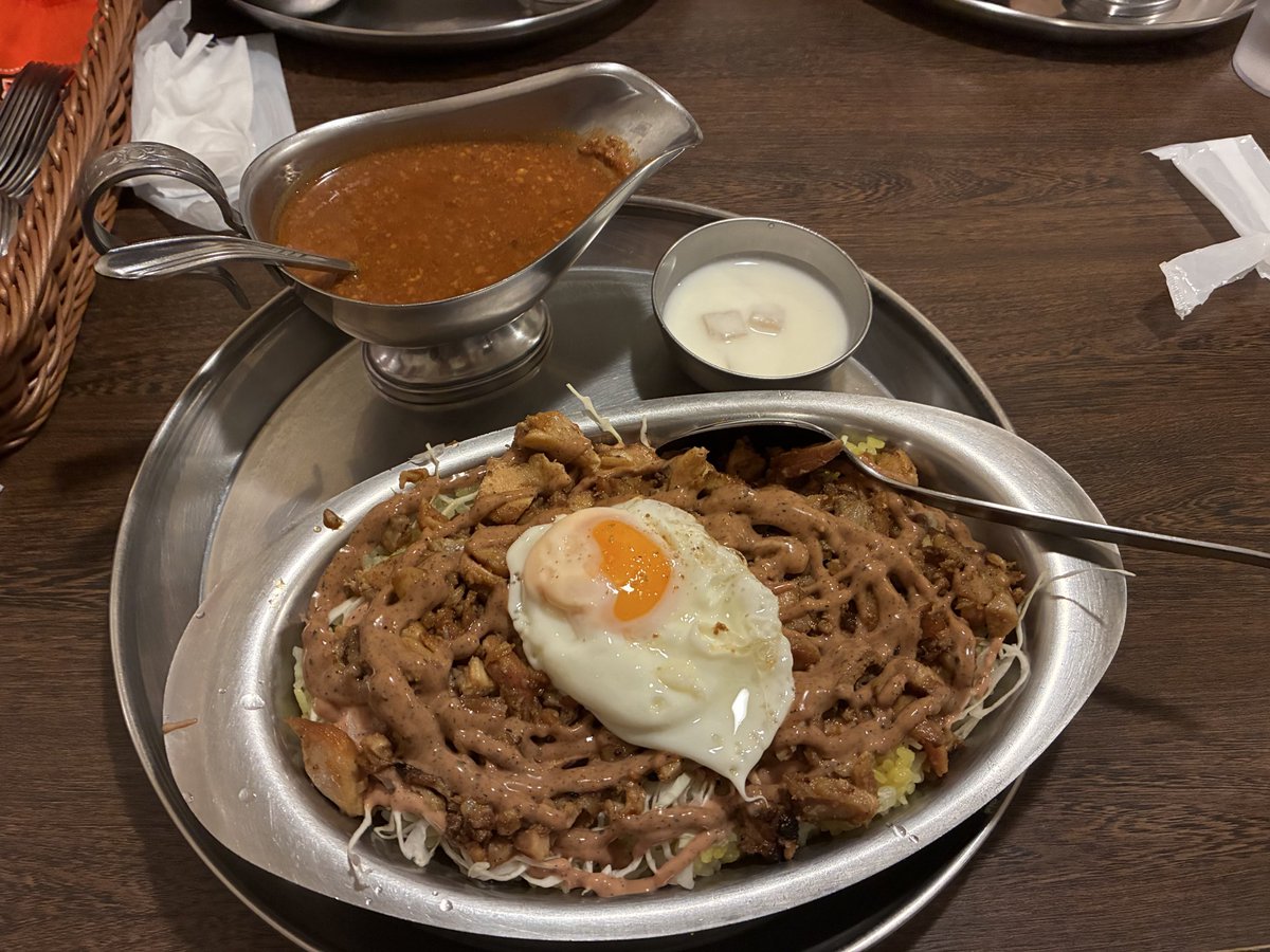 池袋で食べたカレー
ちょっと高いけど増量無料だからお得感⭕️