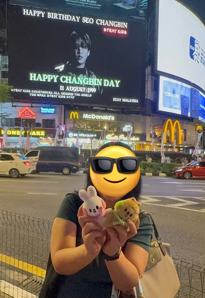 juejue1290's tweet photo. Happy Birthday Binnie ๐๐๐ฅณ @Stray_Kids @Stray_Kids_JP
Thanks @malaysia_stay for the ULTRA ad๐ช๐ป
#HappyChangbinDay
#์ฐฝ๋น์์ผ_์ํ๋_ULTRA
#ChangbinOurSeolarSystem #StrayKids #์คํธ๋ ์ดํค์ฆ
#์ฐฝ๋น #Changbin #STAYMALAYSIA #STRAYKIDS #CHANGBINDAY #HANBALIKKAMPUNG https://t.co/9n2KLEBWGT