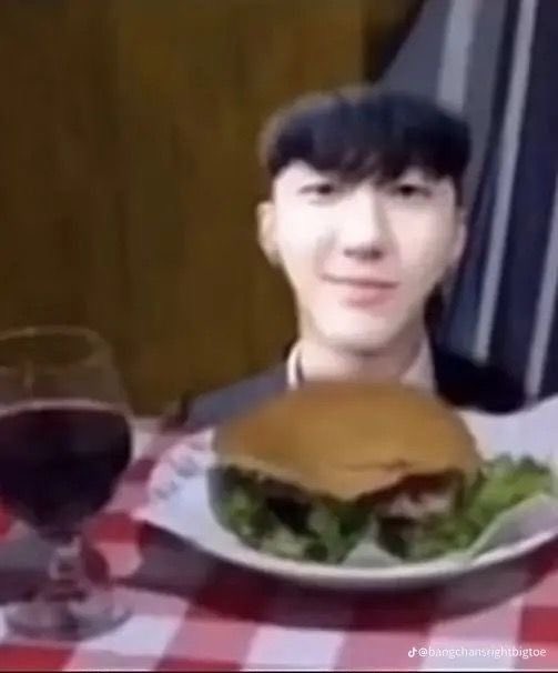 gambitaforyou's tweet photo. Happy Birthday best rapper producer visual and hairstylist Seo Changbinnie ๐๐ง๐ปโโ๏ธ๐ฆ๐ท๐ซถ๐ป๐ฉท
#changbinday https://t.co/g3p2dPoMEk