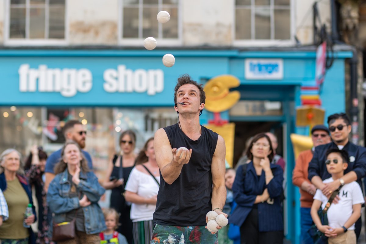 Check out all the reviews on our new UK Theatre Network site, now with video and reviews in the same place. Our theatre reviewers work hard to bring you the best of theatre. Share and like please on your socials. 

lomond.cloud/uktheatre #theatre #EdFringe2025