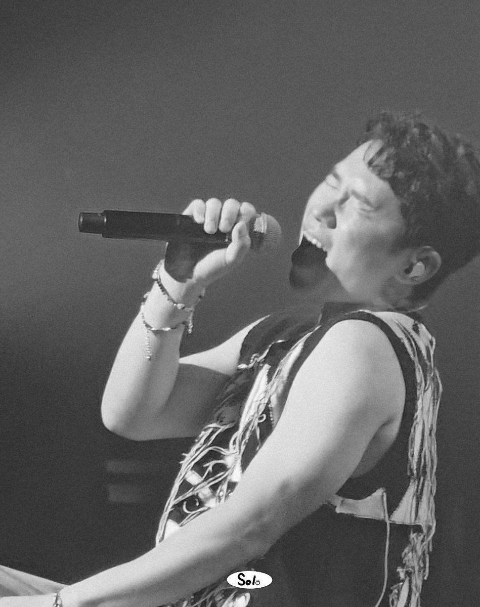 Isol_Yang_se's tweet photo. #양세형

갑자기 앞에 앉아서 부르시길래
노래 너무 잘해 https://t.co/clAdYyHf3B