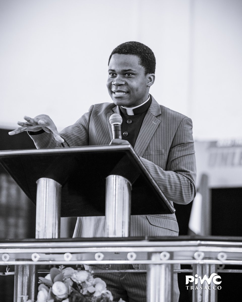 piwctrasacco's tweet photo. THEME: LIVING A LIFE OF DISCERNMENT.
Discernment is the grace to see what God sees, how he sees it; to hear what he says, how He says it; and to feel what He feels about every matter.
#makingjesusfamousagain #pictrasacco #thecophq #sunday https://t.co/wb327UJPfR