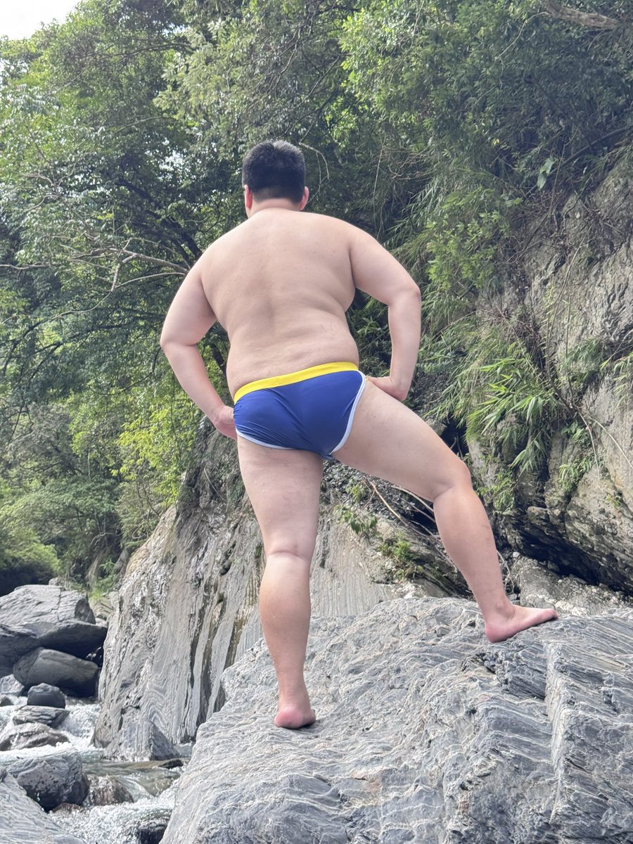 好想變壯熊啊，這樣拍照都不用凹造型了