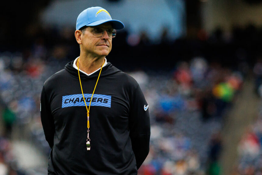 See where your favorite team's head coach ranks among the rest in my most recent NFL head coach rankings below. 
#NFL 

csportz.com/nfl-head-coach…