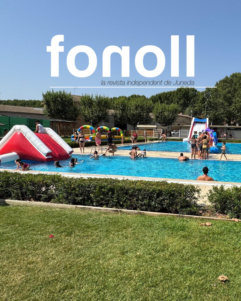 RevistaFonoll's tweet photo. Aquest matí de diumenge també s’ha dut a terme l'exhibició dels cursets de natació i els inflables. Preludis de #FestaMajorJuneda2025 .
Al #Fonoll256, hi haurà més fotos dels preludis i de la Festa Major!
#FonollInforma #RevistaFonoll #Juneda #PremsaComarcal #PremsaEnCatalà https://t.co/Ll76pLQRmQ