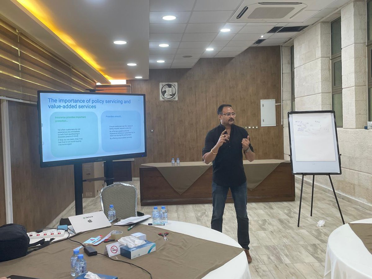 انطلاق أعمال المحـور الثالث من البرنامج التدريبـي حـول الاشتمــال التأمينــي بالتعاون مع برنامج الأمم المتحدة الإنمائيUNDP

انطلق صباح اليوم الأحد الموافق 10/8/2025 أعمال المحور الثالث من البرنامج التدريبي حول موضوع الاشتمال التأميني وتصميم المنتجات التأمينية