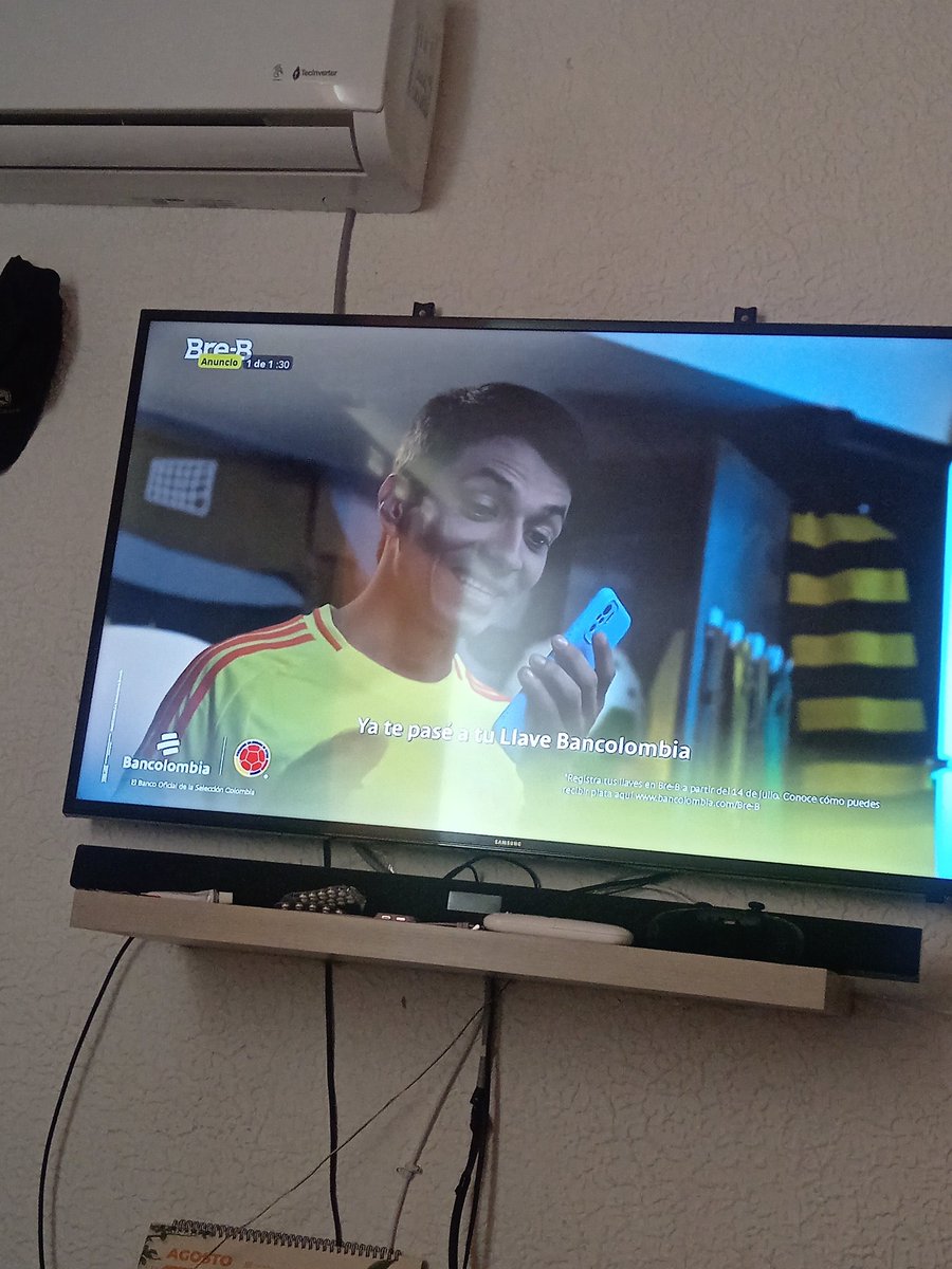 TataVQueen's tweet photo. Ay no @StreamMaxLA que es esta mierda??? Ya no puede ver una serie tranquilo porque zas ahora anuncios??? Ya van 5 anuncios en un lapso de 6 min!!!!!! https://t.co/9mEnHdYBIV