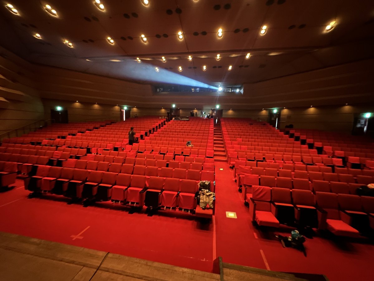 TAKiOPROMOTION +info (@takiopromotion) on Twitter photo 8/10(日)寒川神社 終戦80年「平和祈念公演」会場: 寒川町民センター
激しい雨の中、多くのお客様にご来場いただきまして、公演は無事終了いたしました。こことより御礼申し上げます。
命のつづく限りに、伊藤多喜雄の唄と共に、平和を祈ります。
ありがとうございました🙏 8/10(日)寒川神社 終戦80年「平和祈念公演」会場: 寒川町民センター
激しい雨の中、多くのお客様にご来場いただきまして、公演は無事終了いたしました。こことより御礼申し上げます。
命のつづく限りに、伊藤多喜雄の唄と共に、平和を祈ります。
ありがとうございました🙏