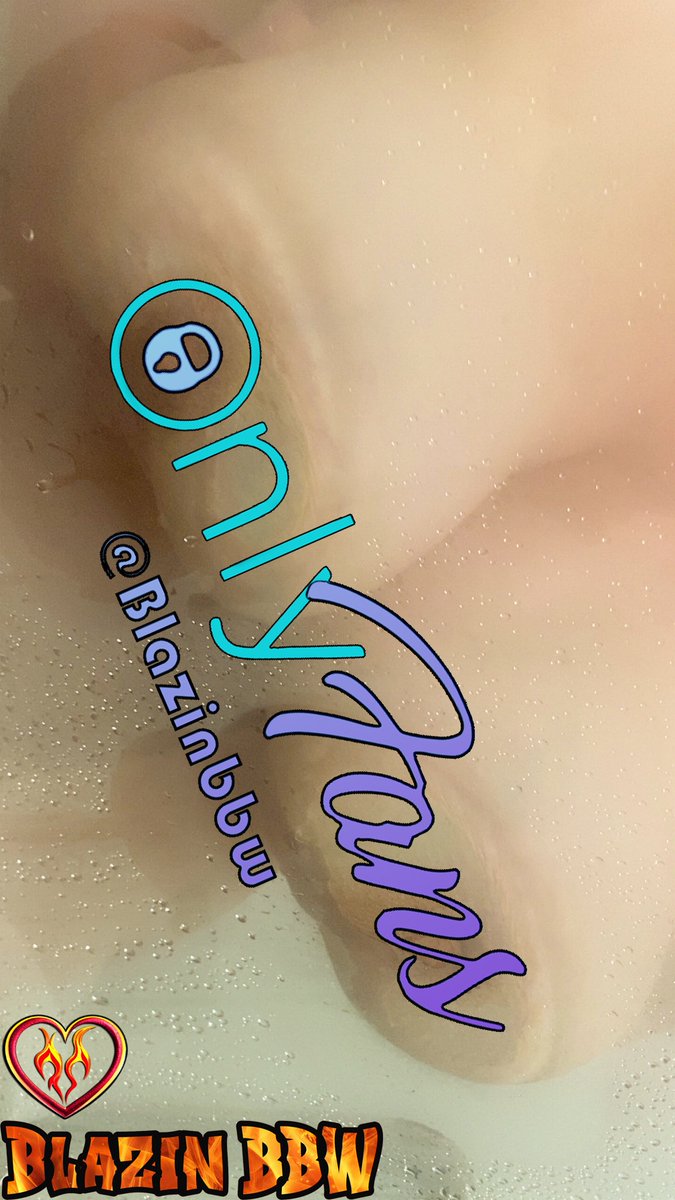 blazin_bbw's tweet photo. Mmmmm nice hot steamy shower!!!! Wanna dry me off? Cum join me!!! https://t.co/GZYzjK4xB1 https://t.co/GkQ8ercPnI