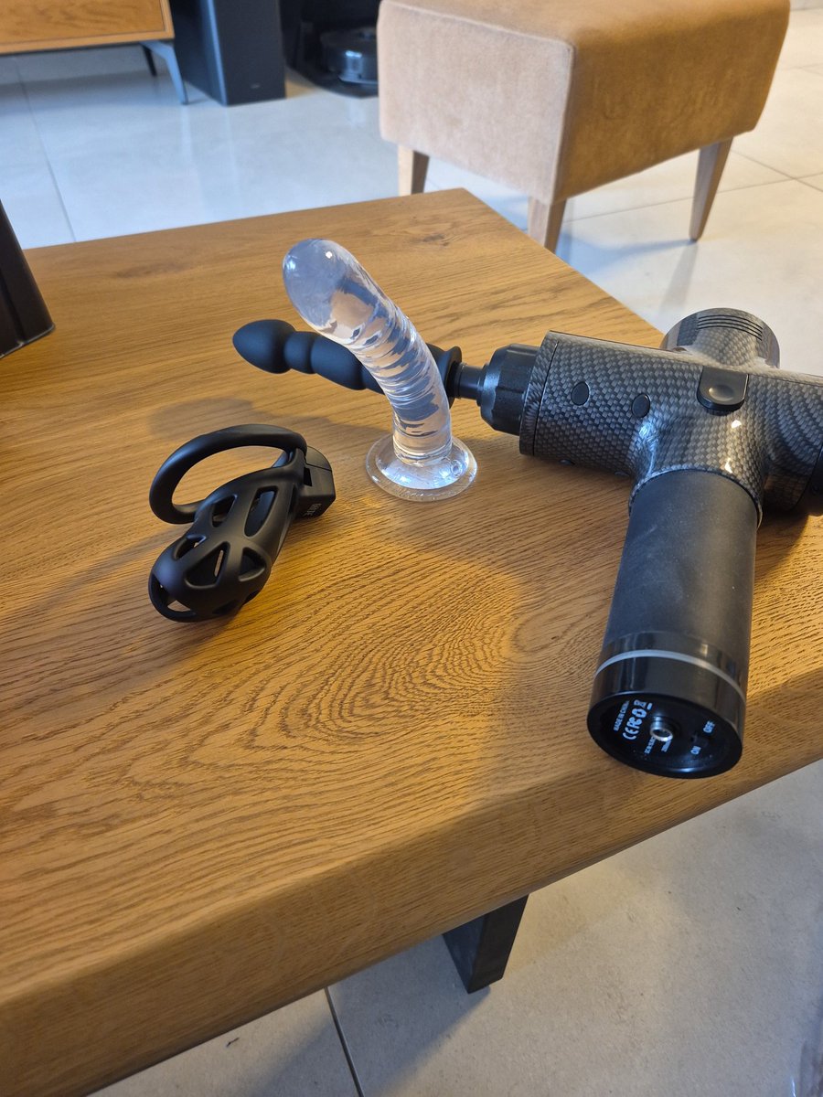 הצעצועים החדשים שלי הגיעו.. 🤭