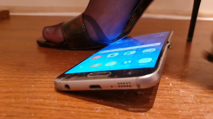 DazeOrg's tweet photo. https://t.co/Uz2kf0ksRq #crush #crushfetish #sandals #heels #crushinheels #c4s #clips4sale #giantess #meangiantess #destruction #Phonecrush #electronicscrush #pantyhose #stilettos #footfetish #feetfetish #nylon #pantyhosefetish https://t.co/muO845993Y