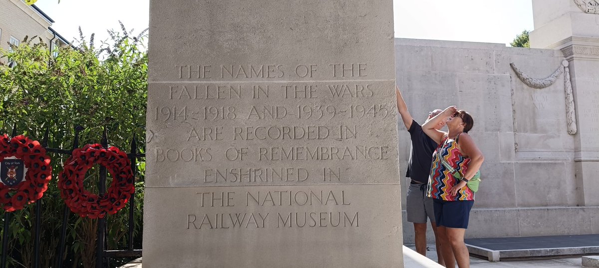 North Eastern Railway War Memorial in York in Northern England 🇬🇧
<a href="/CWGC/">Commonwealth War Graves</a>
<a href="/AAPAComms/">AAAComms</a>