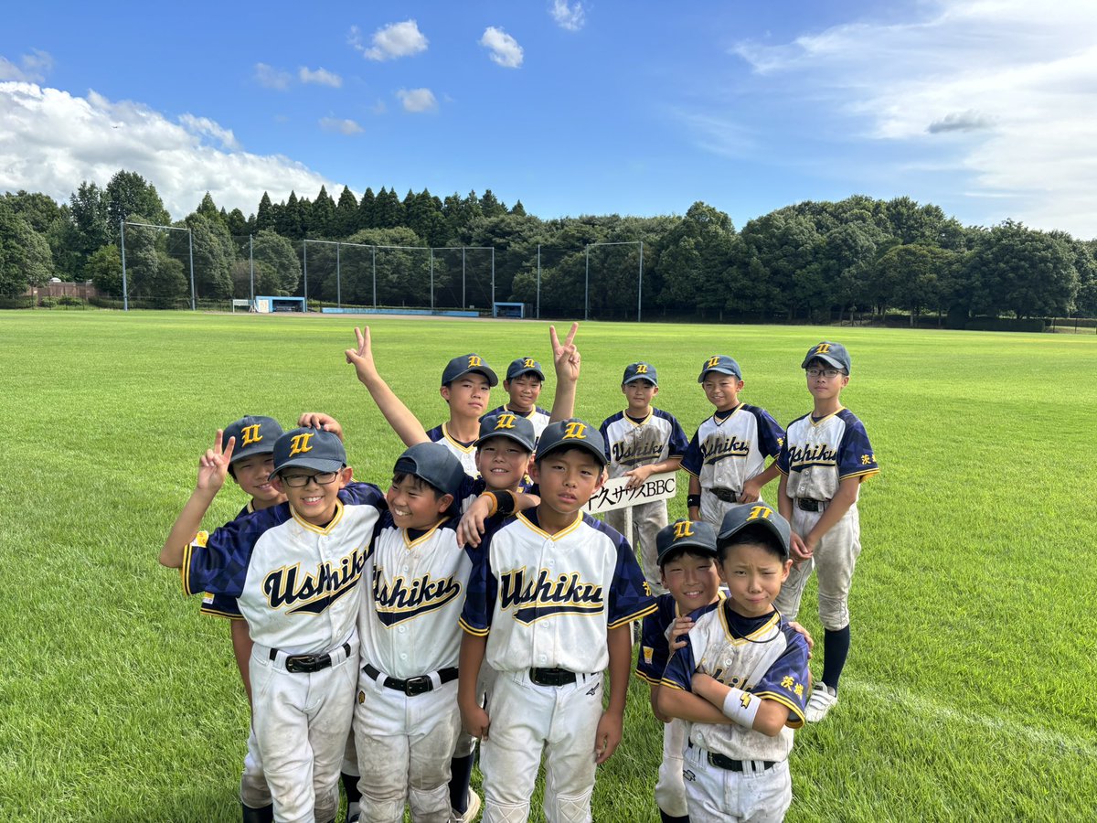 USHIKUSOUTH2015's tweet photo. 【県南子ども大会】
6/21、7/19
4戦4勝！
得失点差で惜しくも準優勝でした🥈
#牛久サウスBBC https://t.co/LQYIXwAhBM