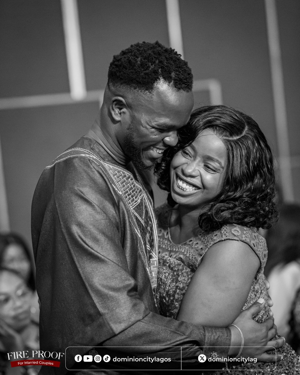 dominioncitylag's tweet photo. Couples were also serenaded with a beautiful love song whilst dancing together. โค๏ธ๐
#DominionCity #DCLagosHq #ThriveSeries #FireProof #Communication #SundayService https://t.co/pB470I7vDy