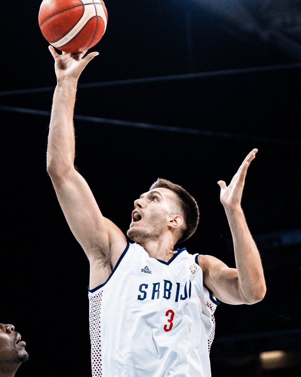 🇷🇸 Nikola Jokic'siz Sırbistan, EuroBasket öncesi hazırlık turnuvasında Güney Kıbrıs'a 67 sayı fark attı!

👀 122-55 kazanan Sırbistan, 2’de 2 yaparak turnuvayı kazandı.

🔵 Tristan Vukcevic: 24 sayı - 7 ribaund
🔵 Balsa Koprivica: 22 sayı - 6 ribaund
