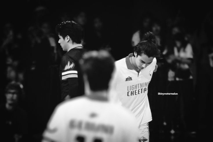wordsBW_ON's tweet photo. " i have no one to miss except you"

#โอมนนน #mynameisnanon #ohmpawat https://t.co/jO39EVnKsT