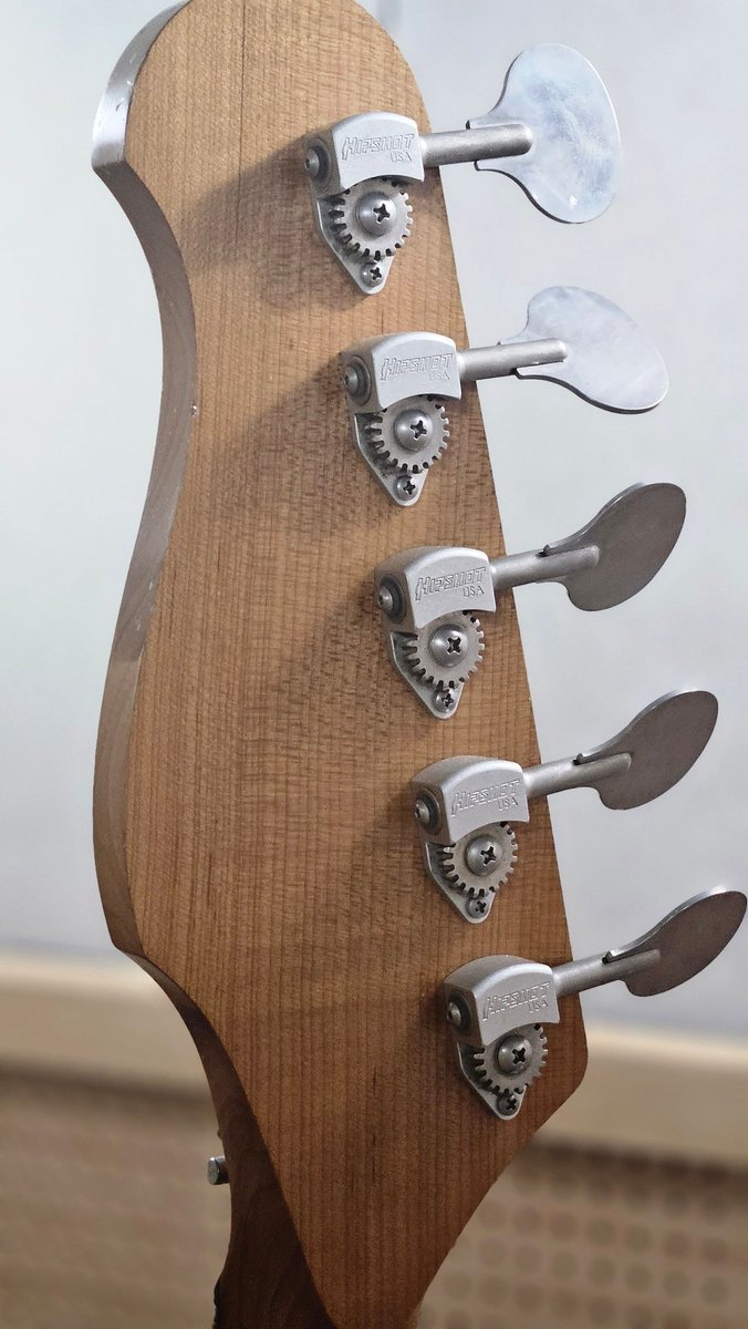 kaonizer's tweet image. MNG...
Susbass Jazz 5st