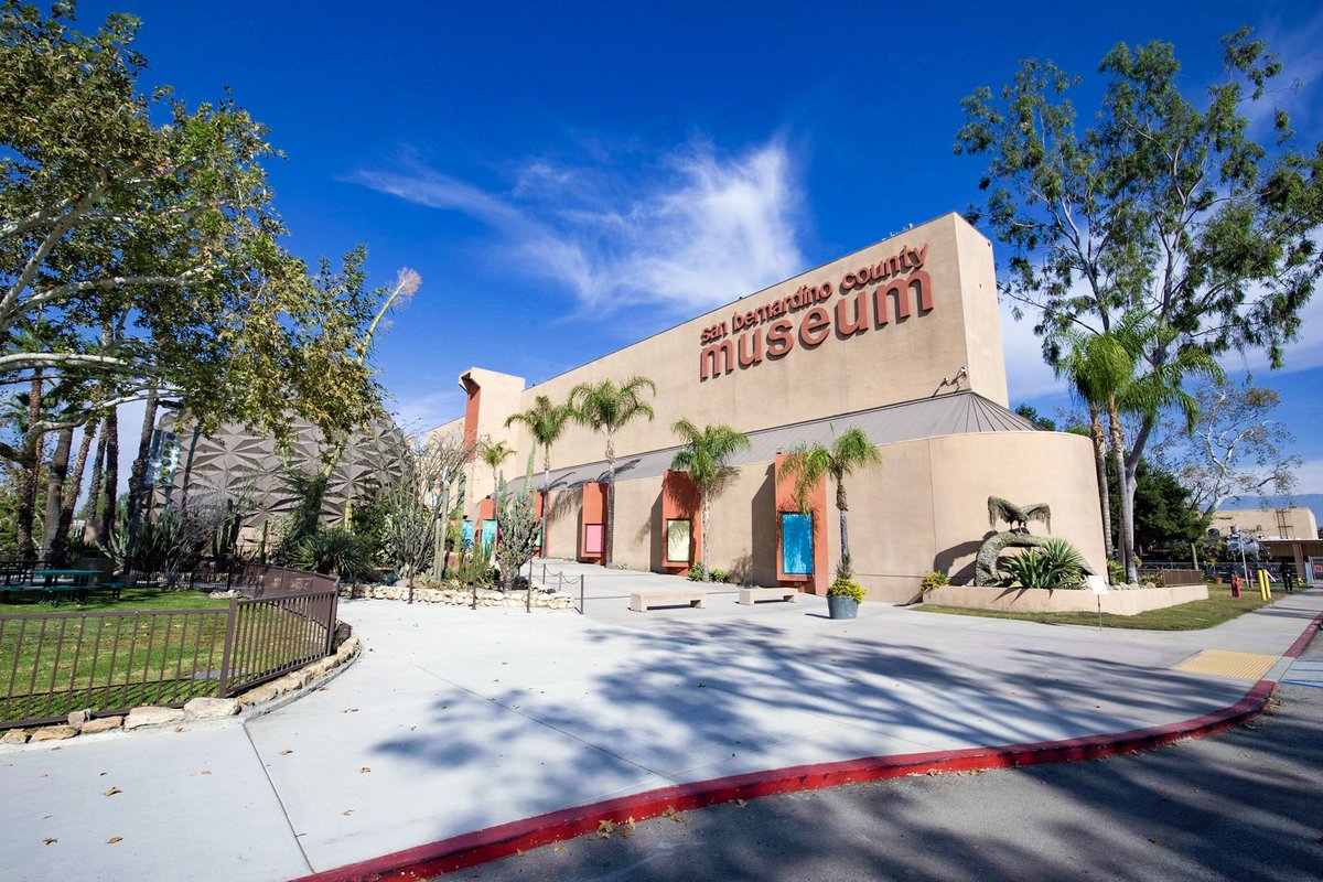 SBCountyMuseum's tweet photo. ☀️Happy sunny Sunday! Come "Chill with Us" at the museum! We are open today from 9-5 and Exploration Station: A STEAM Lab for Kids is open from 10am-3pm!

🛍️ Come check out our latest exhibitions and shop new finds in the museum store. https://t.co/U37ZGOX2HK
