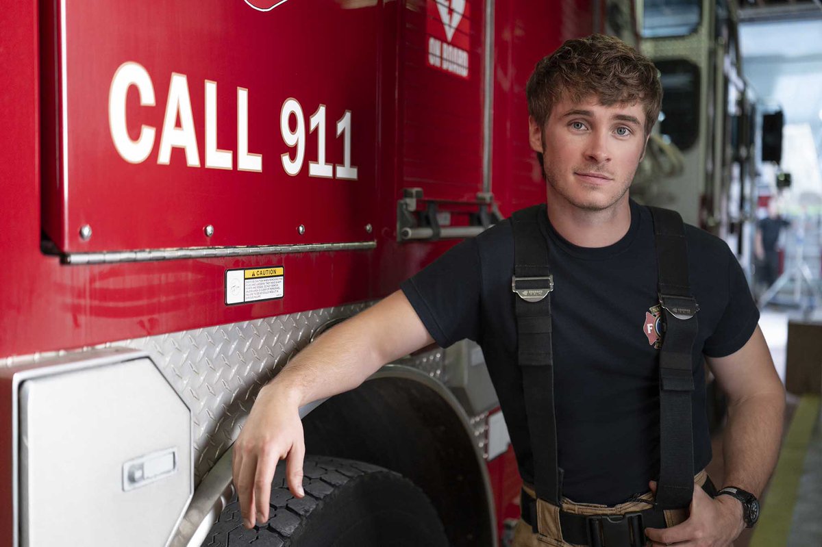 911TVNEWS's tweet photo. Michael Provost for 9-1-1: Nashville. #911Nashville https://t.co/ciBYgSjf66