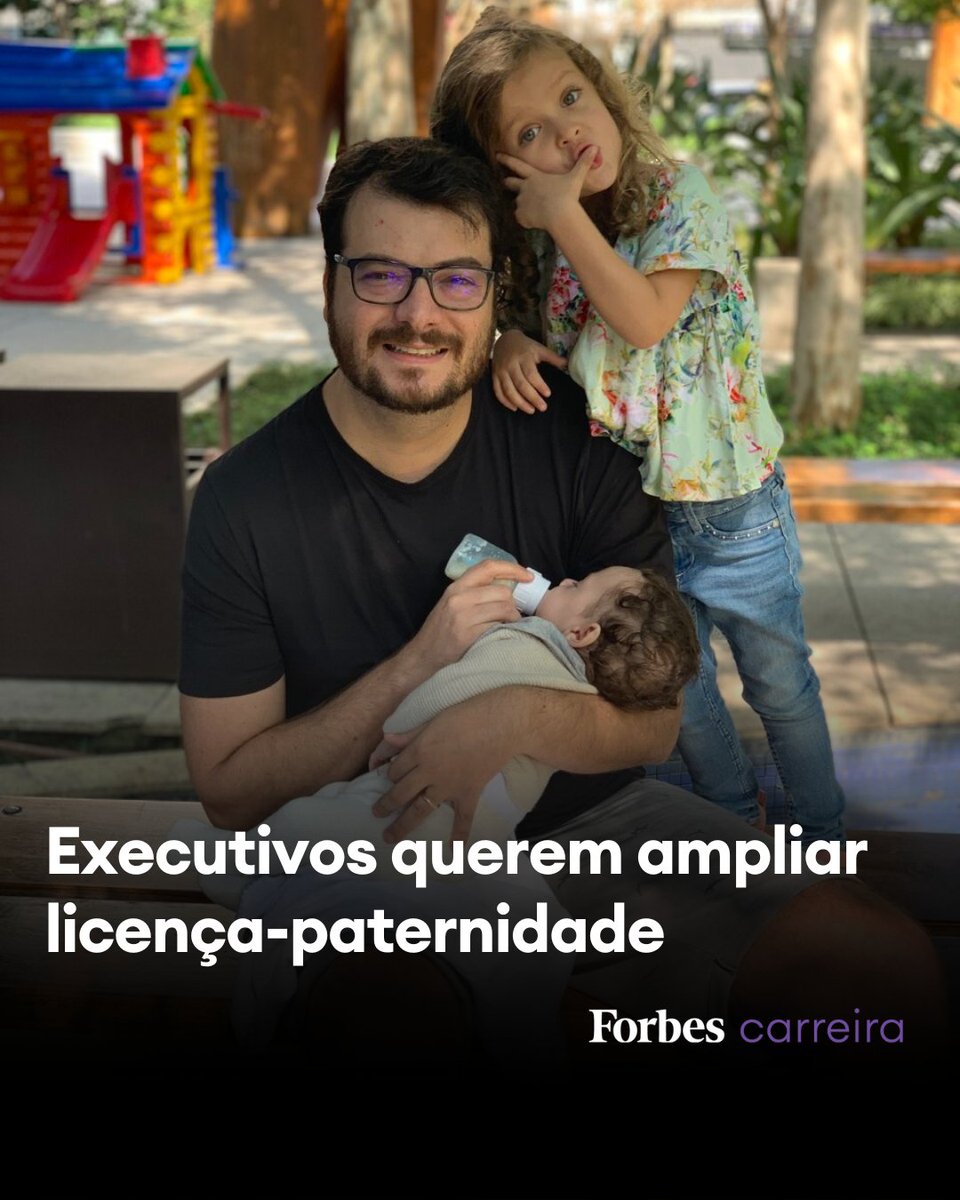 ForbesBR's tweet photo. Executivos defendem licença-paternidade estendida e contam como ser pai transformou suas vidas e carreiras
Leia mais em: https://t.co/jXD8Tkv0Wc
(Fotos: acervo pessoal)
#Carreira #LicençaPaternidade #Parentalidade #Familia #ForbesCarreira https://t.co/7A5n0rSU21