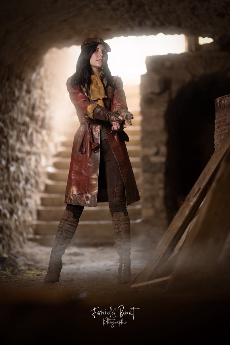 dragunova_cos's tweet photo. Piper Wright from Fallout 4 cosplay 💙 https://t.co/vMSiWbzMt0