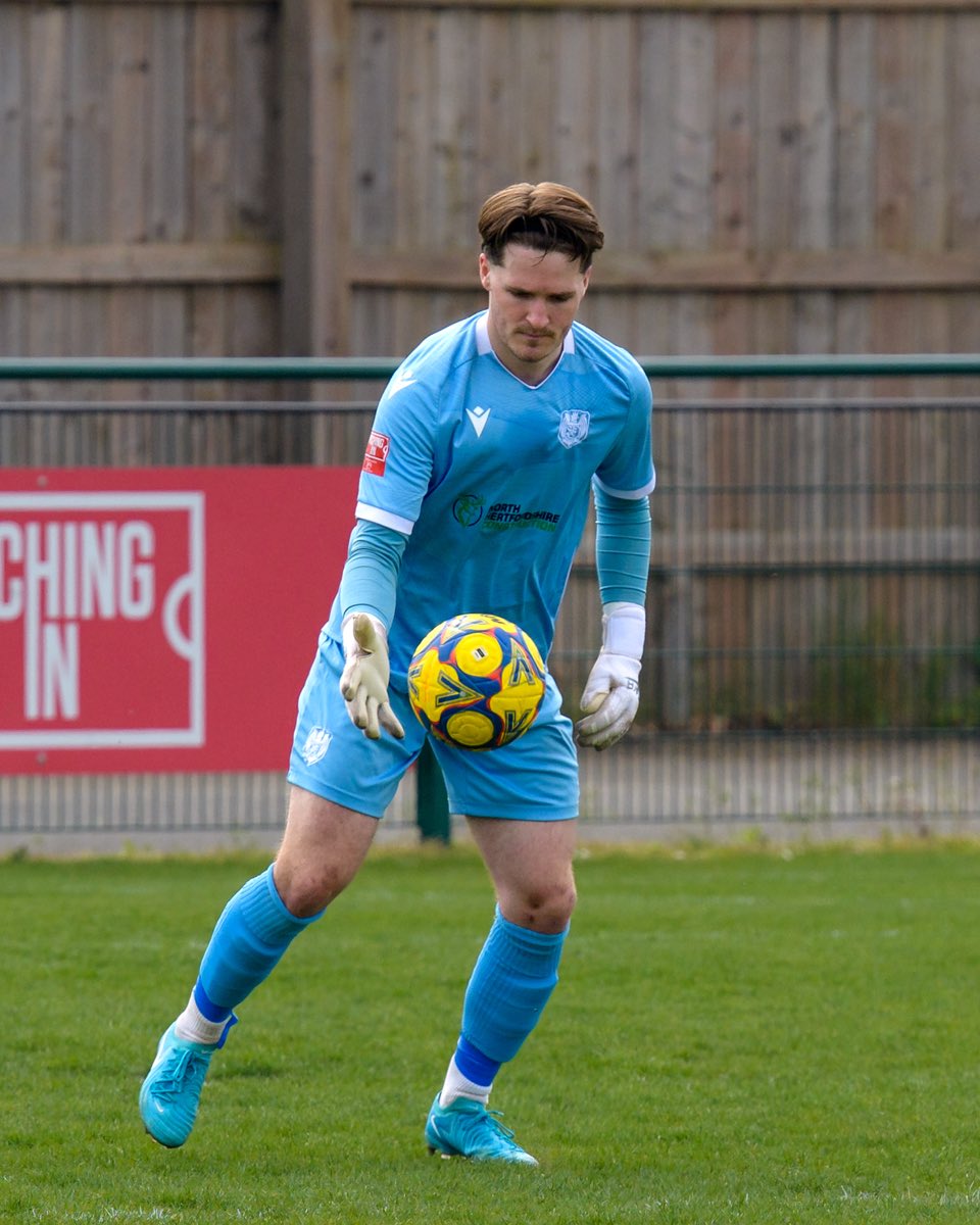 Not the start of the season I wanted 😅

Anyone looking for a keeper ideally step 4/5 give me a shout 🧤⚽️
150+ apps across 4/5 - Based in North London