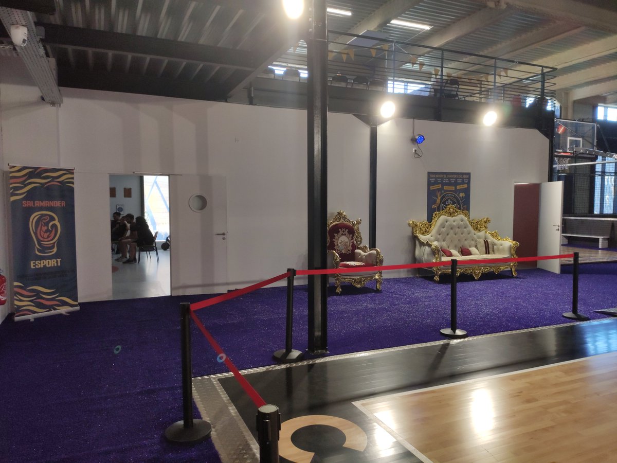 SalamanderFGC's tweet photo. Comme certains d'entre vous ont pu voir nos (semi) Weeklies sont de retour avec le soutien du City toujours à la NEF à l'entrée du Havre.

Et attention, on vous annonce du lourd pour bientôt 🧑‍🍳

https://t.co/NNx4NhkM78 https://t.co/xAzWKKgNcM