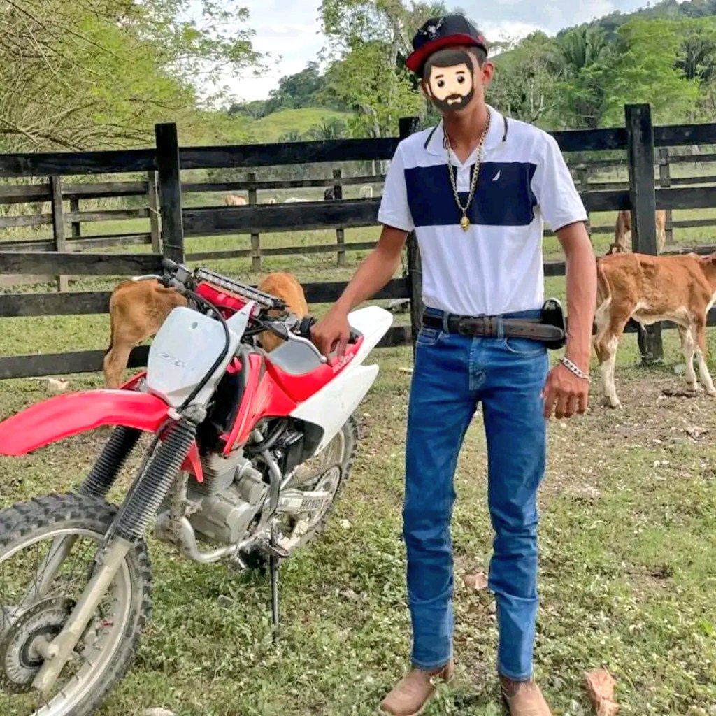 AndPackgt20's tweet photo. Rico 😋 chavo hetero de Guatemala denle ❤️ y compartan para mas contenido.
Qué rico echa la leche https://t.co/P6MaQqxegQ