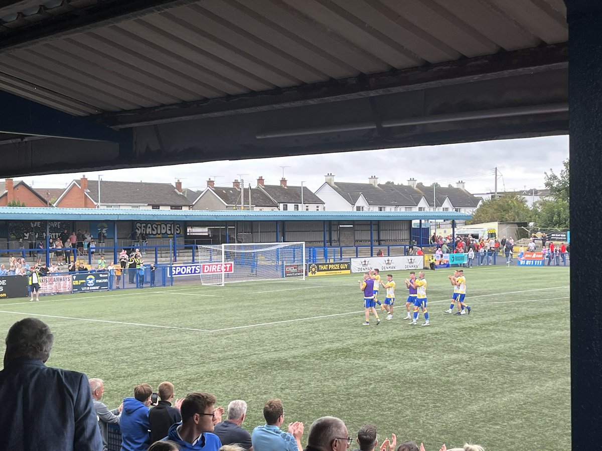 What a win! 3 points on our top flight return!

We are back!

<a href="/bangorfc/">Bangor FC</a> 💛💙