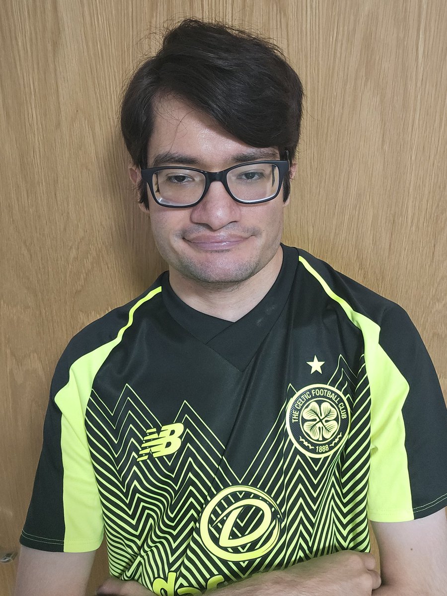 FelipeFC30's tweet photo. Celtic fans what do you all think of my Celtic shirt? https://t.co/NxagB8zlSM