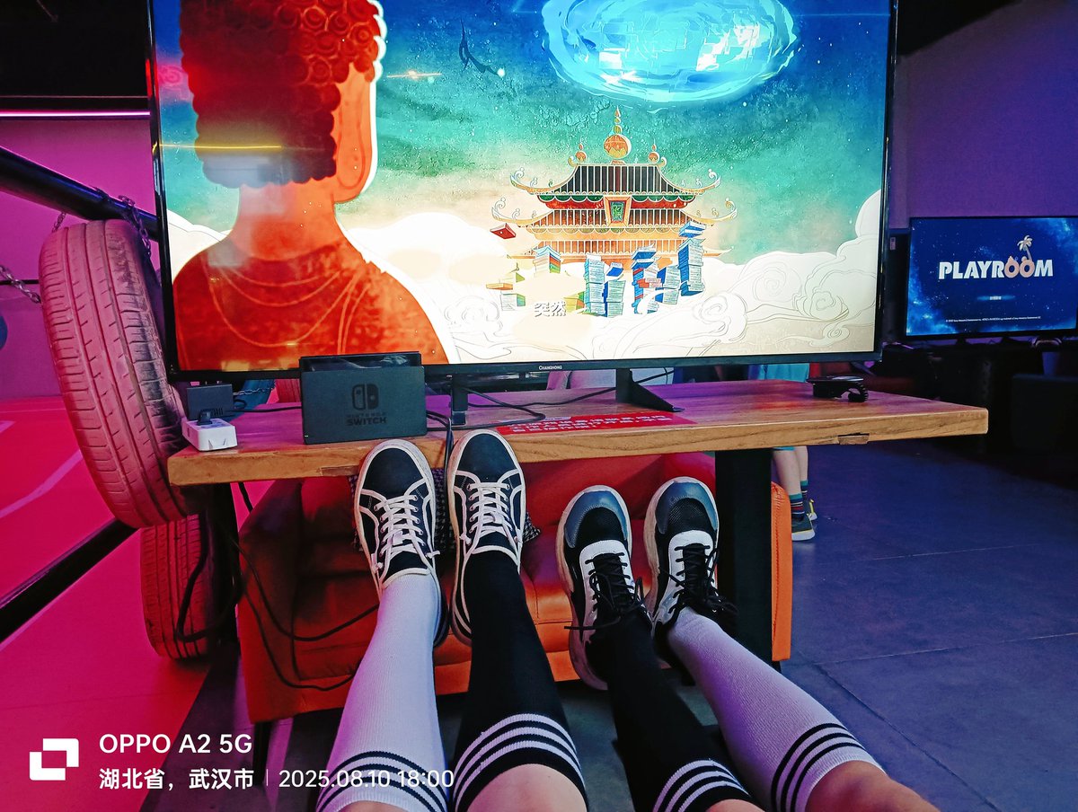 wojiaohzhcc's tweet photo. 玩了一下午Switch https://t.co/BsfYD9S3Hc