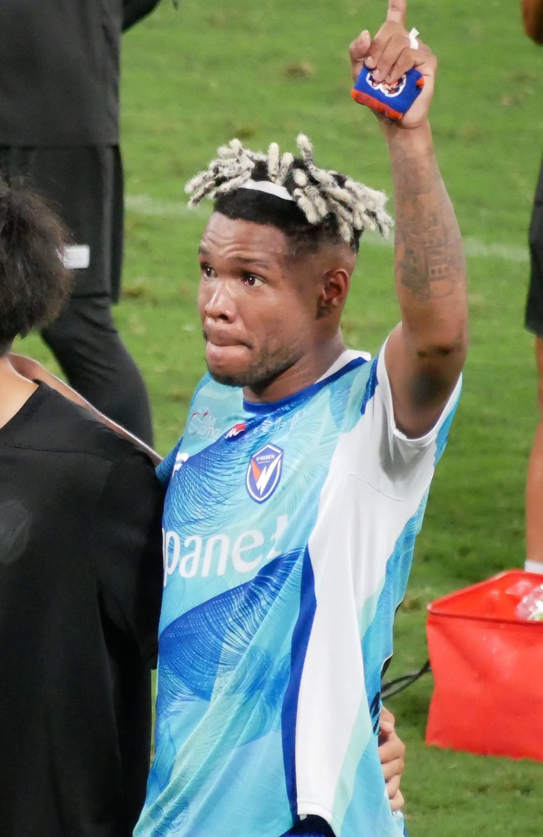 Jun__say's tweet image. マテちゃんがここでプレーしていて、それを間近で見られる事が奇跡なのかもしれないと思えるほどに圧巻のパフォーマンスでした。
#MatheusJesus　#vvaren