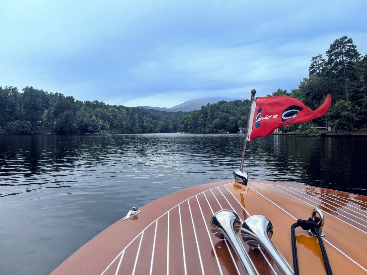 Jaeger_Fuchs's tweet image. #ChrisCraft Sunday...