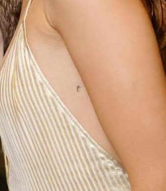 dayashlland's tweet photo. t&amp;z TATTOOED NEAR THEIR HEART 🥺 https://t.co/zIX4mrpdXN