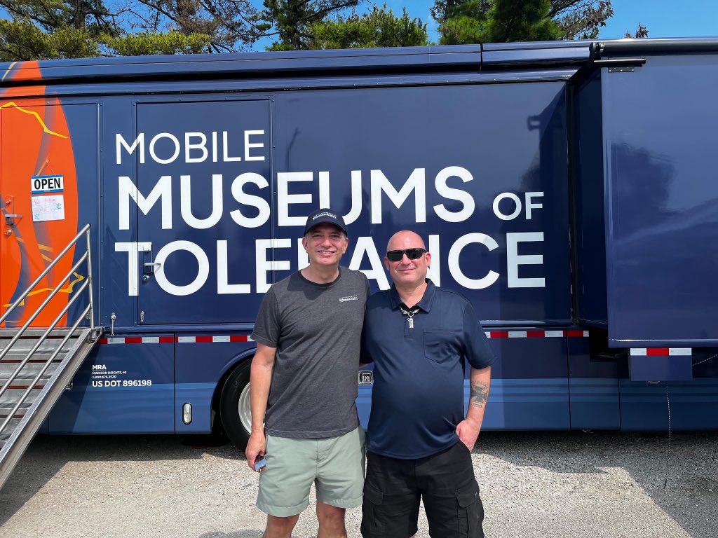SchoepJeff's tweet photo. Such a pleasure to have Jim from the Illinois Dept. of Human Rights visit us at the Mobile Museum of Tolerance at the Illinois State Fair! Great conversations and shared commitment to making a difference. 🙌 #IllinoisStateFair #HumanRights #MMOT https://t.co/CFW84mI3jX