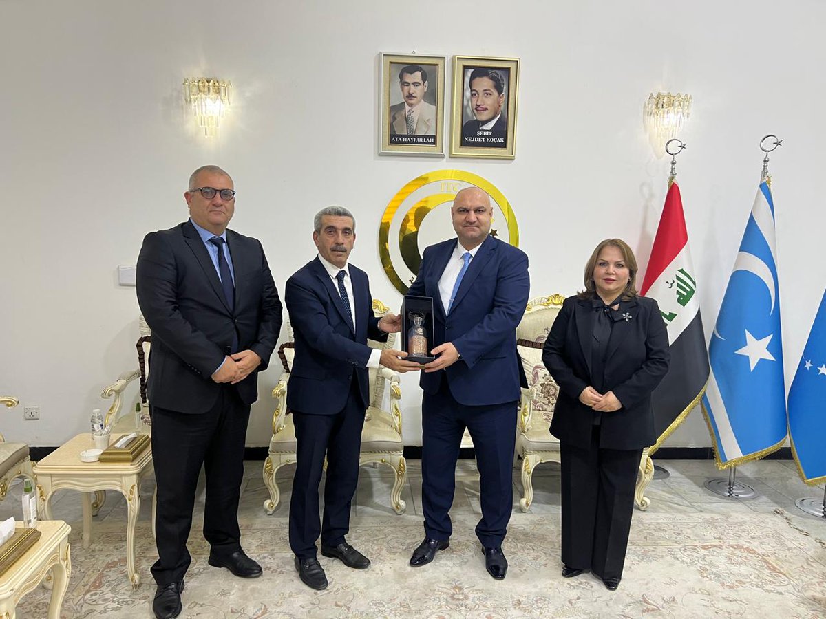 Irak Türkmen Cephesi (ITC) Genel Başkanı Mehmet Seman Ağa, Türkiye Maarif Vakfı Irak Temsilcisi Fahrettin Keskin ile ITC Bağdat İl Başkanlığı'nda görüştü.