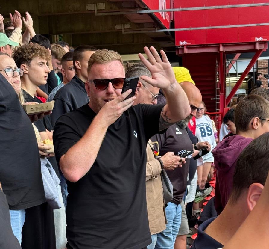 3 Peaps In A PodCast (@3piapc) on Twitter photo And it’s live…
Robins Review - Sheffield United vs Bristol City featuring <a href="/stewartgardner/">Stewart Gardner</a> <a href="/tomxrawle/">Tom</a> and <a href="/MichelleDring1/">MichelleDring</a>
podcasts.apple.com/gb/podcast/3-p… And it’s live…
Robins Review - Sheffield United vs Bristol City featuring <a href="/stewartgardner/">Stewart Gardner</a> <a href="/tomxrawle/">Tom</a> and <a href="/MichelleDring1/">MichelleDring</a>
podcasts.apple.com/gb/podcast/3-p…