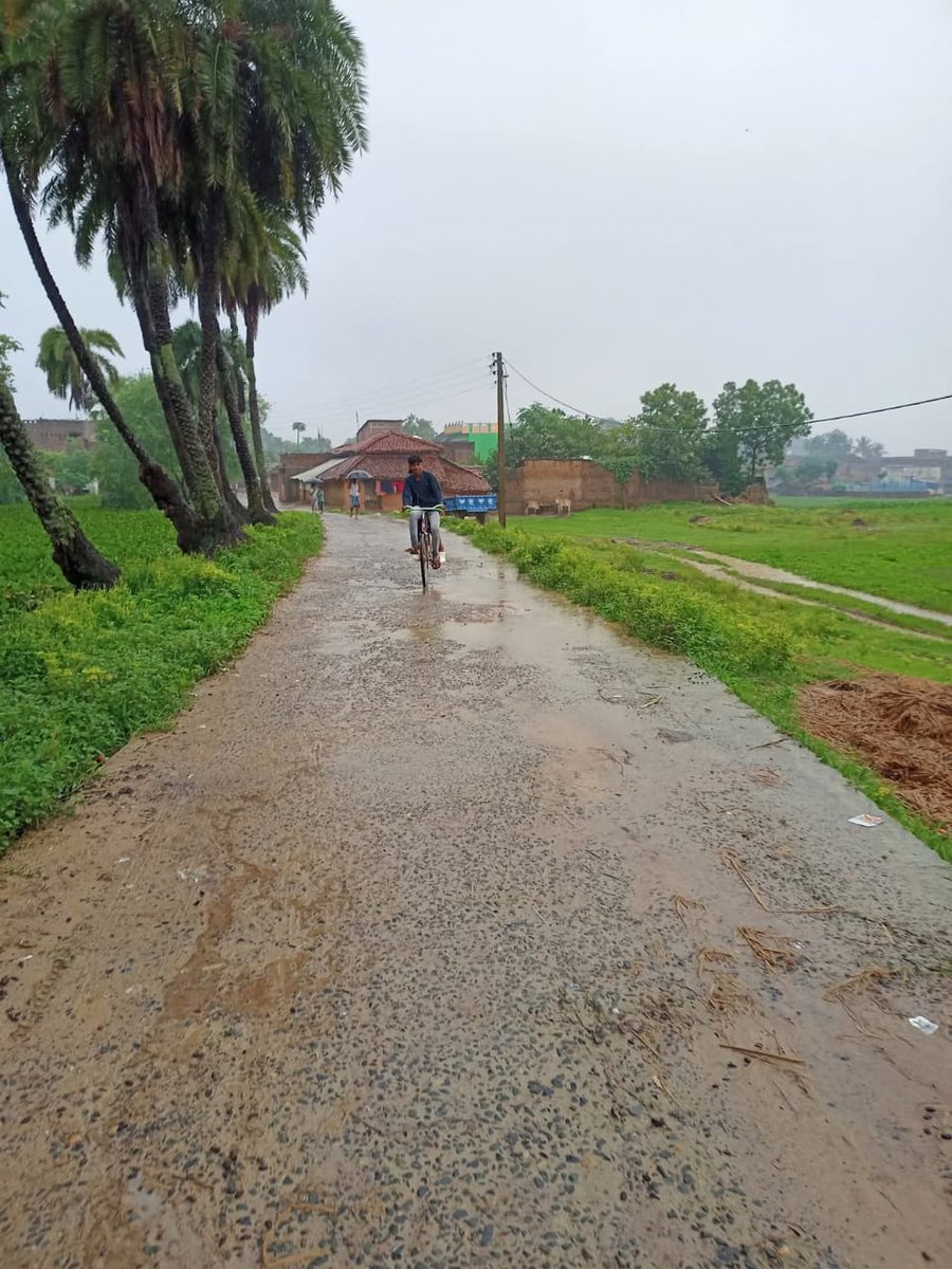 मेरा गांव मेरी जनत है गांव के लोग दिल के साफ 
जय हिन्द जय भारत वंदेमातरम ⚡🪴✨