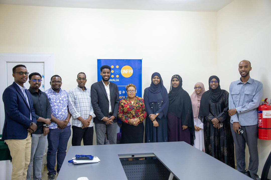 Officials led by our Secretary General <a href="/MMCaddow/">Mohamed Adow</a>, met today with the <a href="/UNFPA_SOMALIA/">UNFPASomalia</a> team, chaired by Deputy &amp; Acting Representative Francis Anyansi. Discussions centered on the status, development, and regulation of the health workforce to improve healthcare delivery in #Somalia.