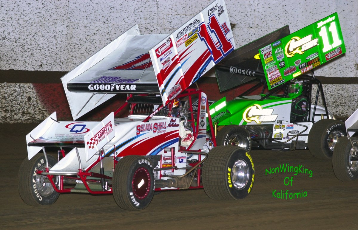 Nonwing_King's tweet photo. Yes, we used to have tire choices in the olden days. Paul McMahan in the Selma Shell #11H under 'The King' in his Quaker State #11 on 2-28-2004 at Perris.
📸NonwingKingofKalifornia https://t.co/NG1WpS7M6f